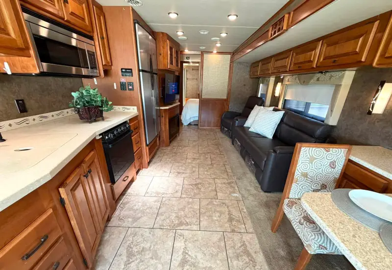 2014 Tiffin Allegro Open Road 36LA photo 2