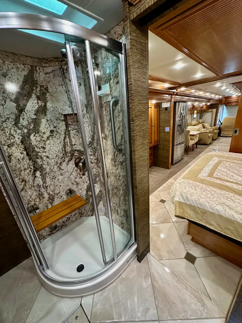 2015 Newmar DUTCH STAR 4018 photo 24