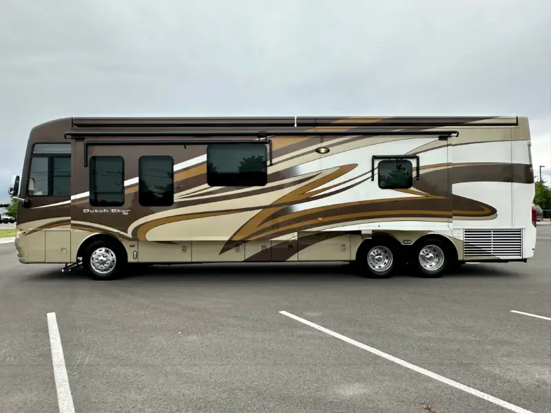 2015 Newmar DUTCH STAR 4018 photo 17