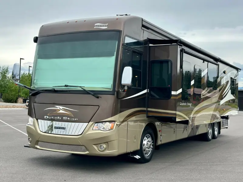 2015 Newmar DUTCH STAR 4018 photo 16