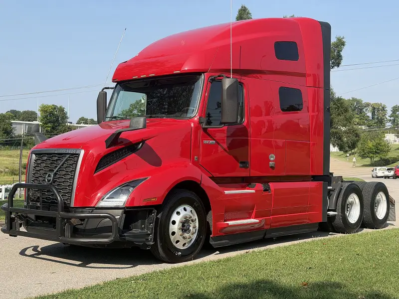 2022 Volvo VNL 760 photo 1