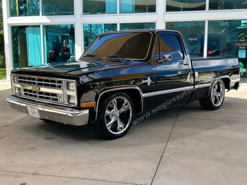 1987 Chevrolet C10/K10 photo 1