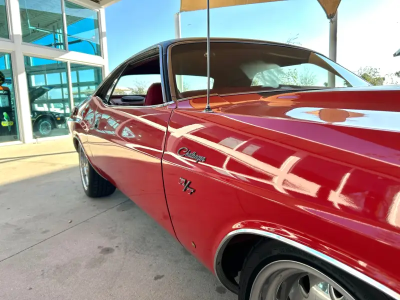 1970 Dodge Challenger R/T photo 26