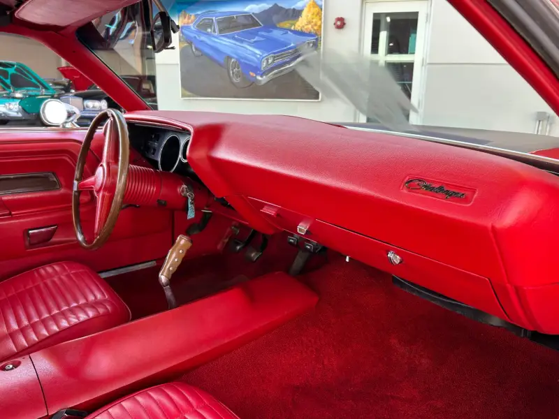1970 Dodge Challenger R/T photo 13