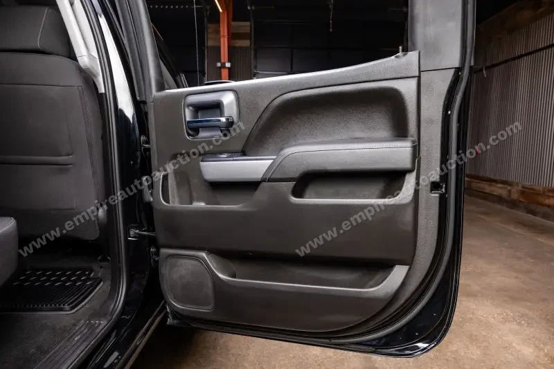 2019 Chevrolet Silverado 1500 Crew Cab LT photo 23