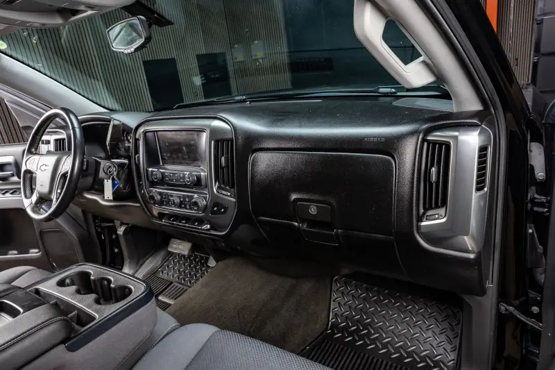 2019 Chevrolet Silverado 1500 Crew Cab LT photo 16