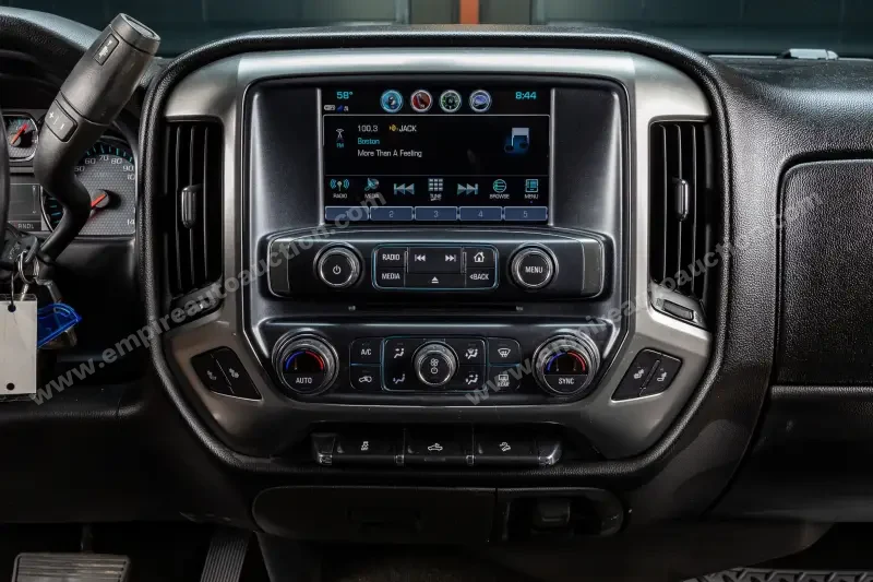 2019 Chevrolet Silverado 1500 Crew Cab LT photo 19