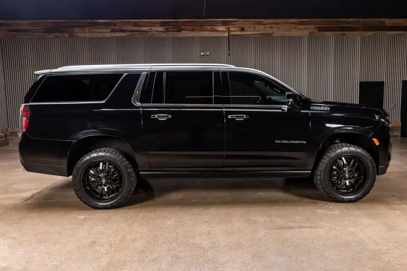 2023 Chevrolet Suburban photo 21