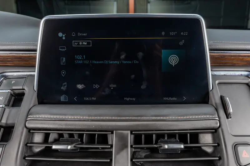 2023 Chevrolet Suburban photo 25
