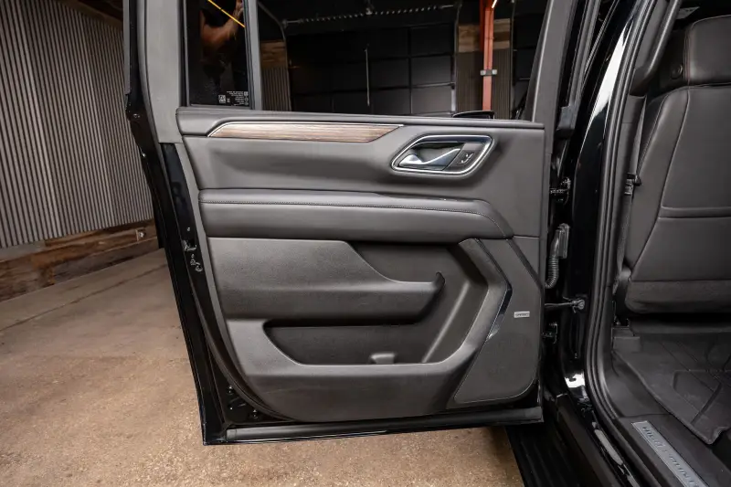 2023 Chevrolet Suburban photo 32