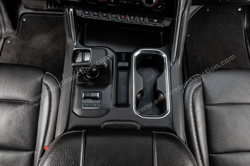 2023 GMC Sierra 1500 Crew Cab Denali photo 12