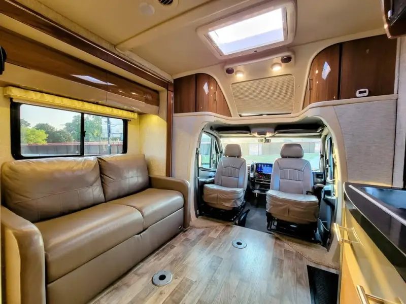 2014 Winnebago View 24V photo 16