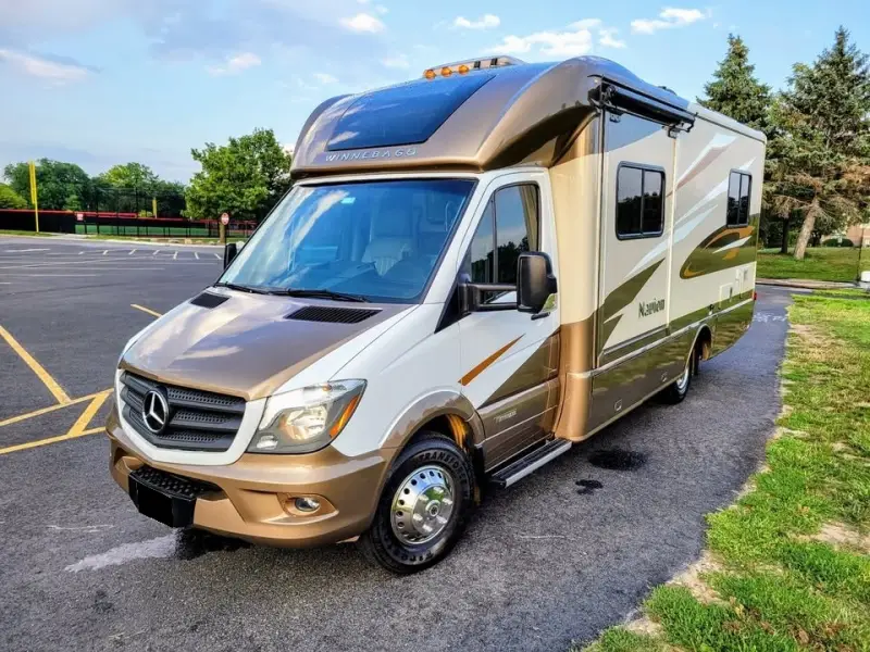 2014 Winnebago View 24V photo 2