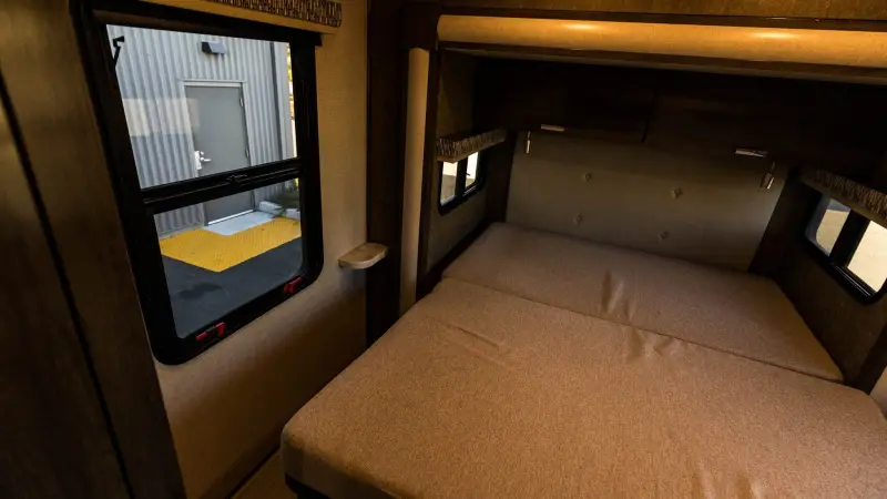 2018Fleetwood Pulse 24A Conversion photo 81