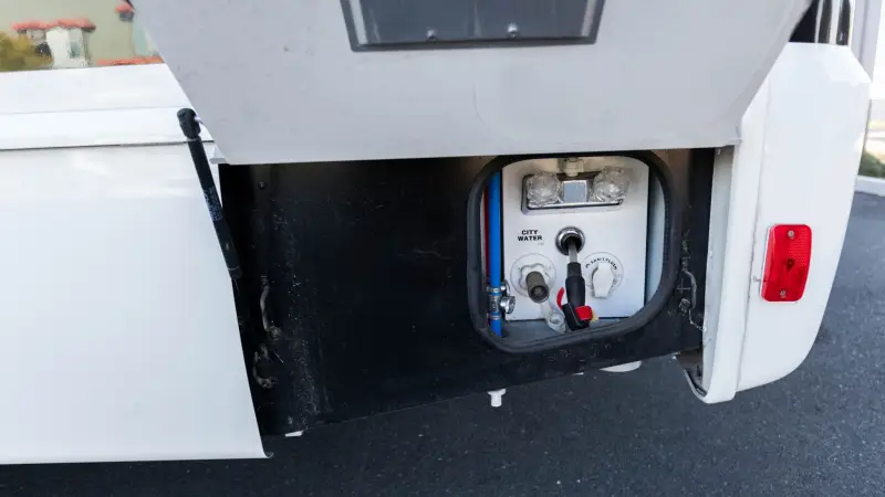 2018Fleetwood Pulse 24A Conversion photo 17