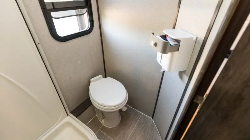 2018Fleetwood Pulse 24A Conversion photo 84