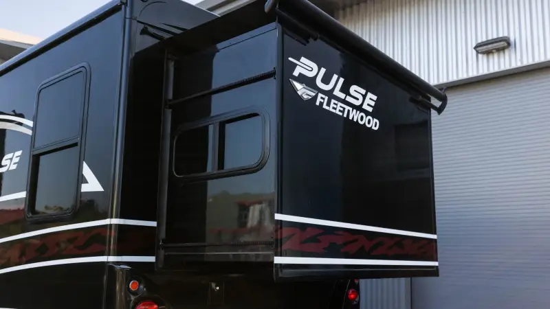 2018Fleetwood Pulse 24A Conversion photo 24