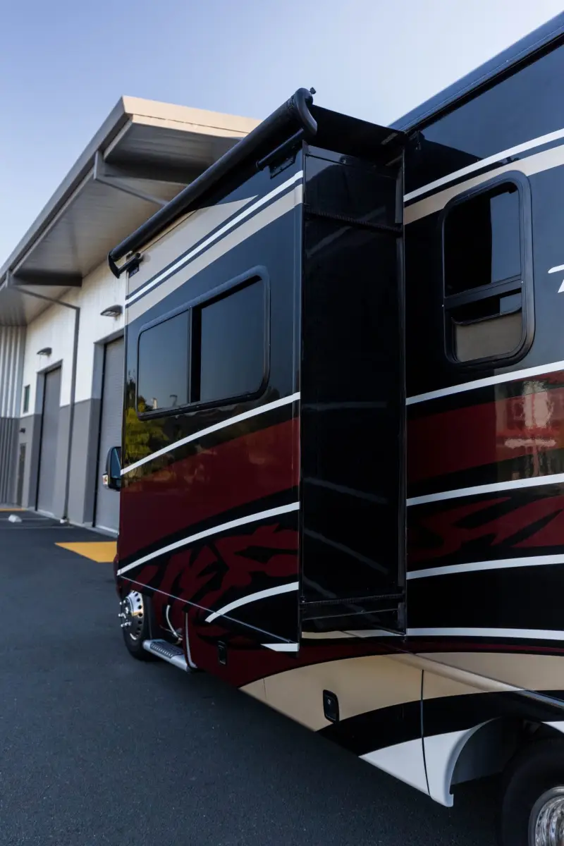 2018Fleetwood Pulse 24A Conversion photo 20
