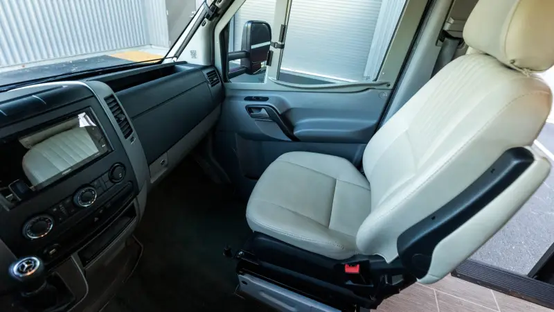 2018Fleetwood Pulse 24A Conversion photo 49