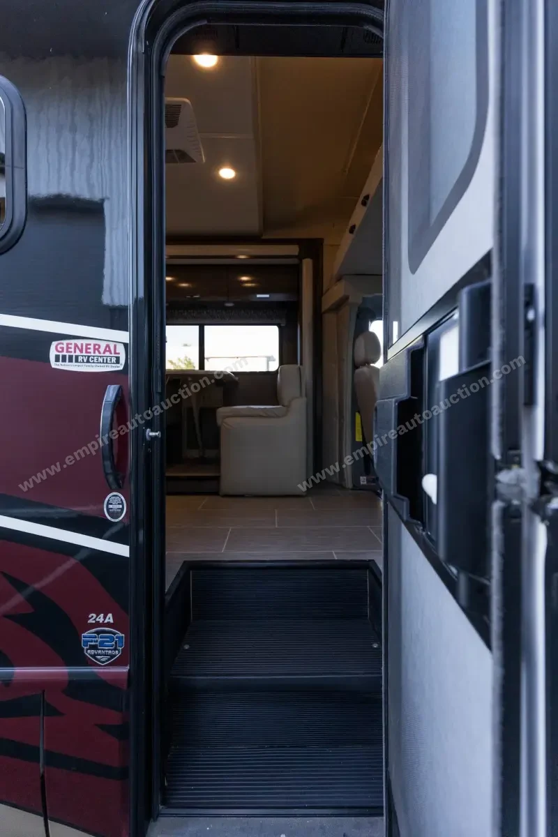 2018Fleetwood Pulse 24A Conversion photo 65