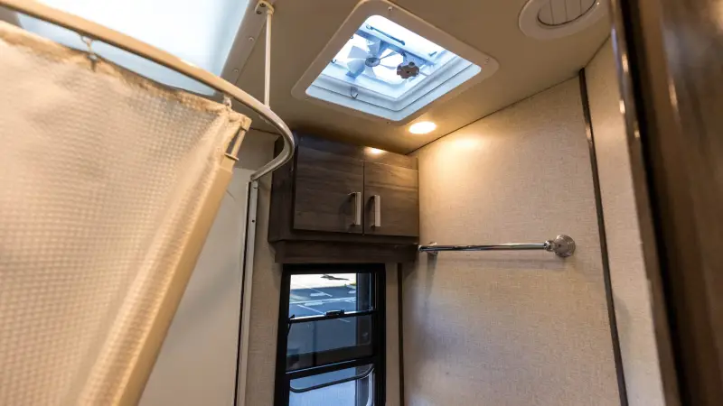 2018Fleetwood Pulse 24A Conversion photo 89