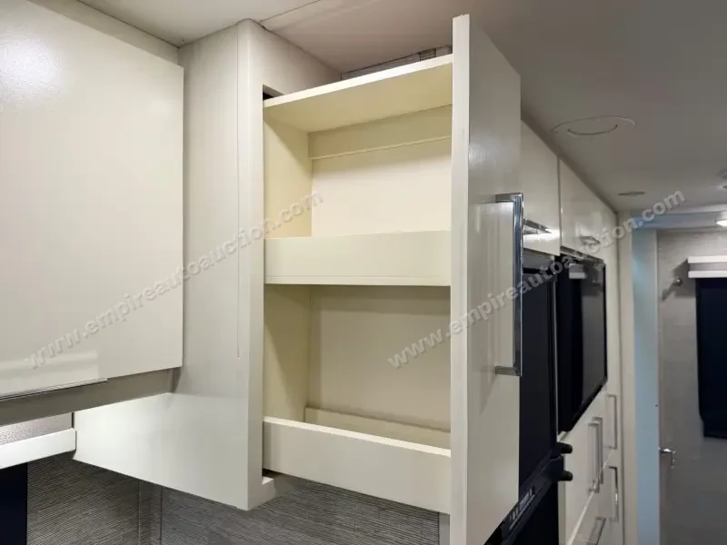 2020 Tiffin Motorhomes Wayfarer 25 RW photo 119