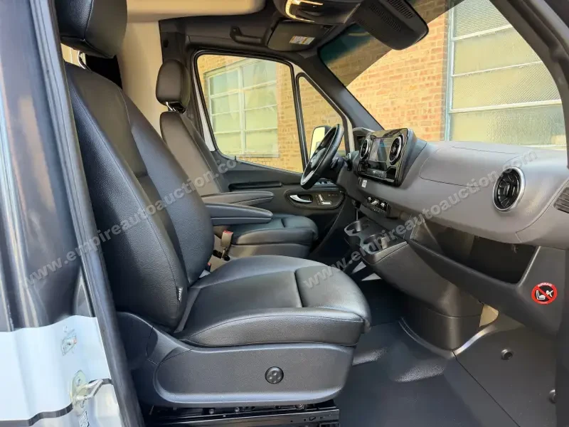 2020 Tiffin Motorhomes Wayfarer 25 RW photo 60