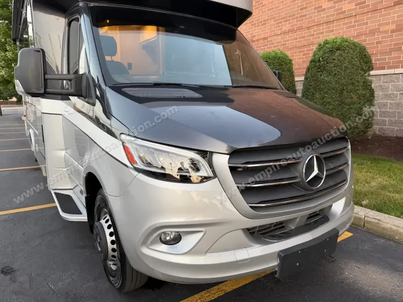 2020 Tiffin Motorhomes Wayfarer 25 RW photo 25