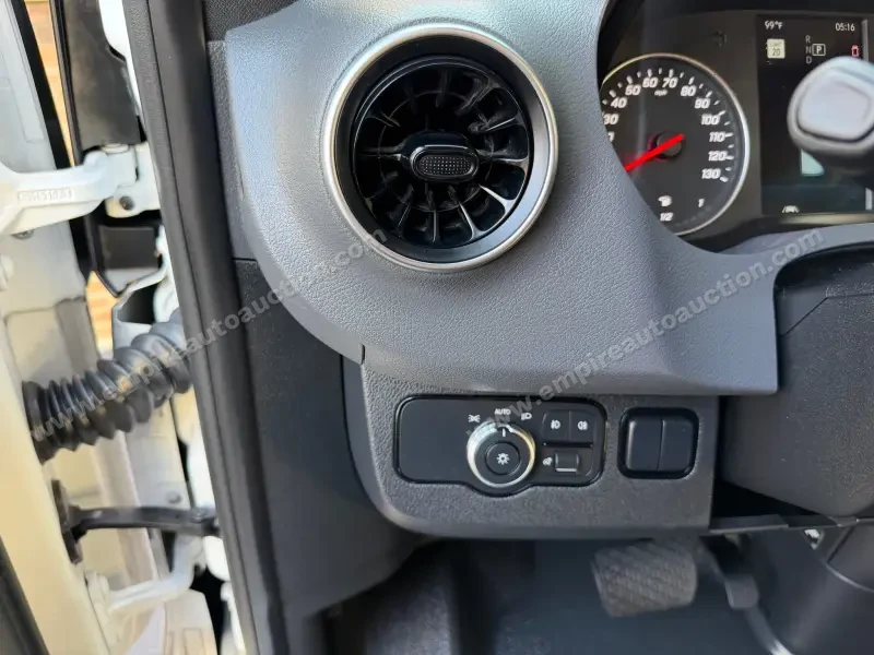 2020 Tiffin Motorhomes Wayfarer 25 RW photo 71