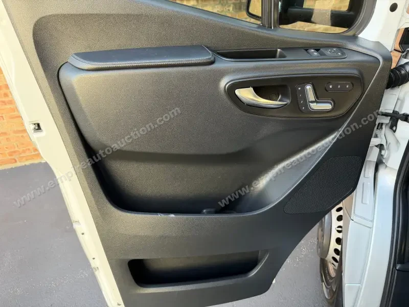 2020 Tiffin Motorhomes Wayfarer 25 RW photo 53