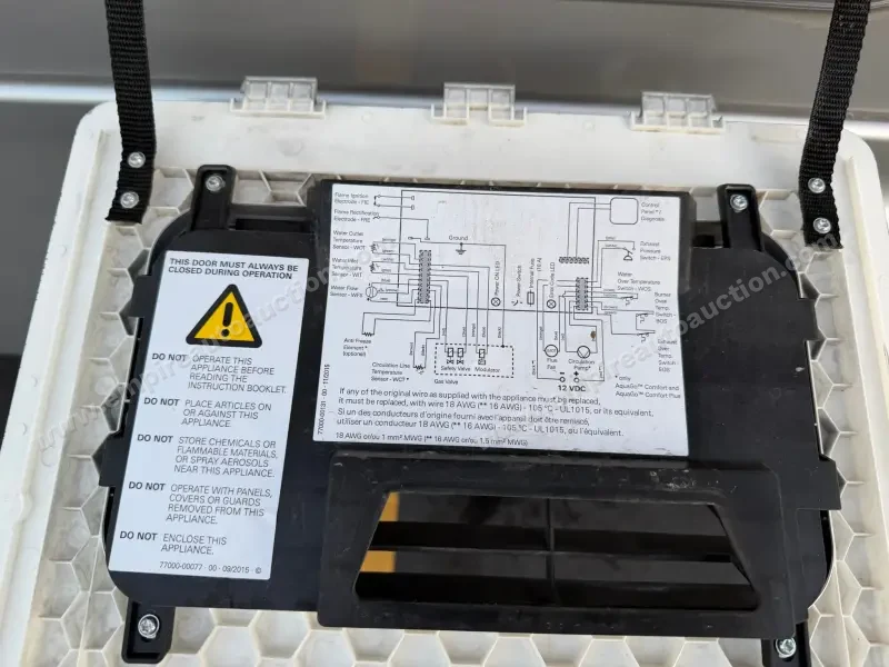 2020 Tiffin Motorhomes Wayfarer 25 RW photo 32