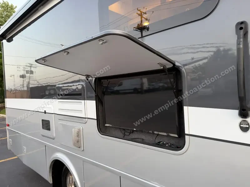 2020 Tiffin Motorhomes Wayfarer 25 RW photo 29