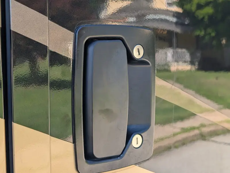 2019 Jayco Embark 37MB photo 73
