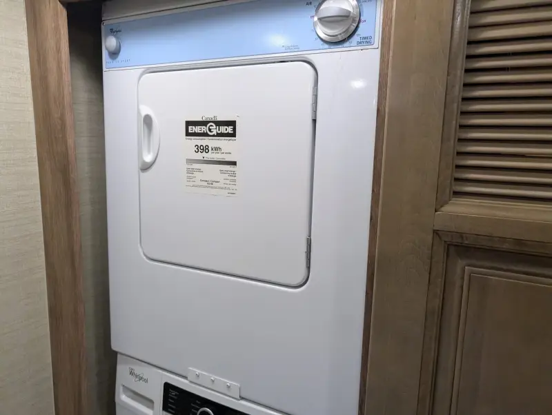 2019 Jayco Embark 37MB photo 227
