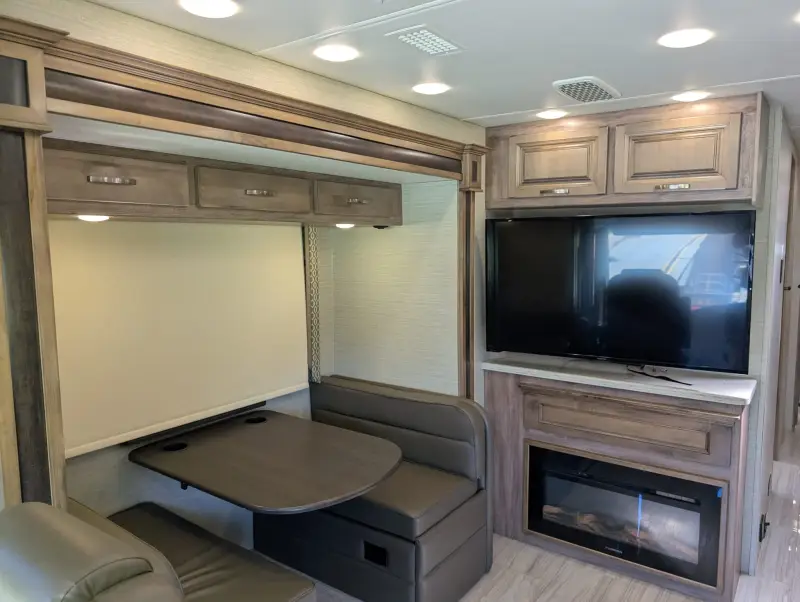 2019 Jayco Embark 37MB photo 163