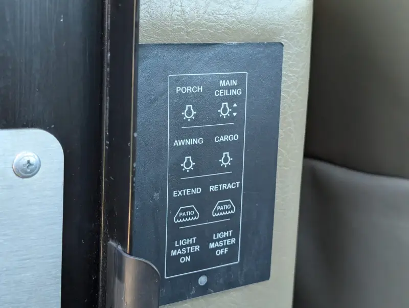 2019 Jayco Embark 37MB photo 126