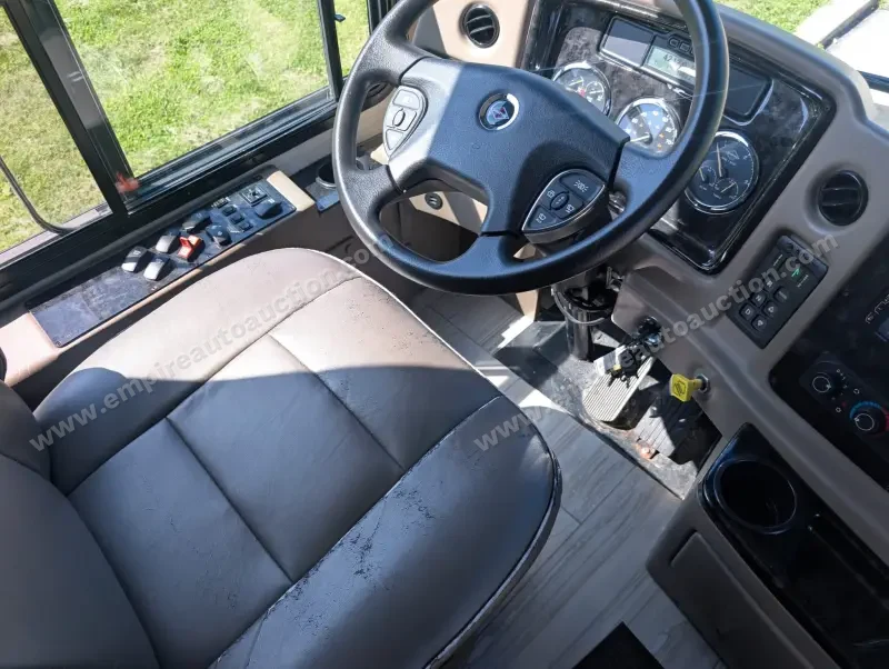 2019 Jayco Embark 37MB photo 115