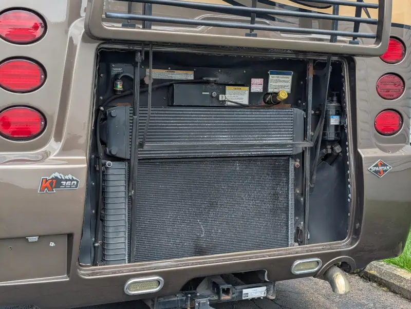 2019 Jayco Embark 37MB photo 275