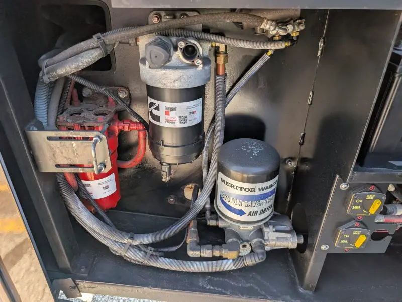 2019 Jayco Embark 37MB photo 256