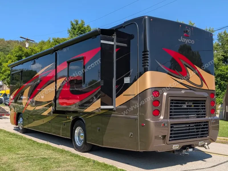 2019 Jayco Embark 37MB photo 23