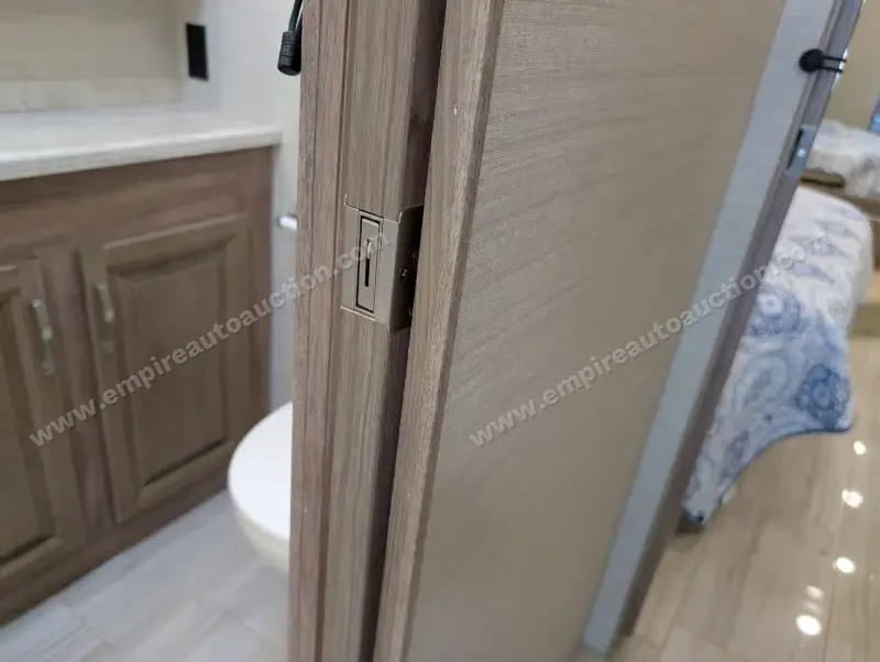2019 Jayco Embark 37MB photo 214