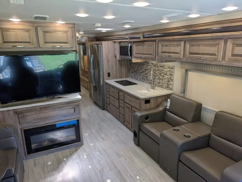 2019 Jayco Embark 37MB photo 145