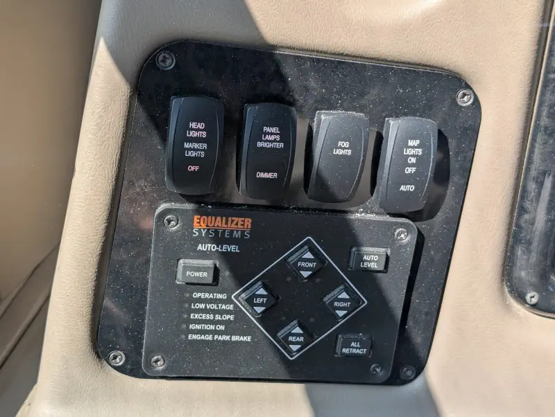 2019 Jayco Embark 37MB photo 123
