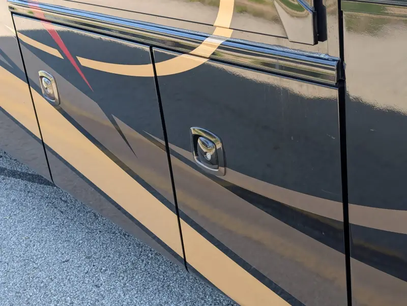 2019 Jayco Embark 37MB photo 70