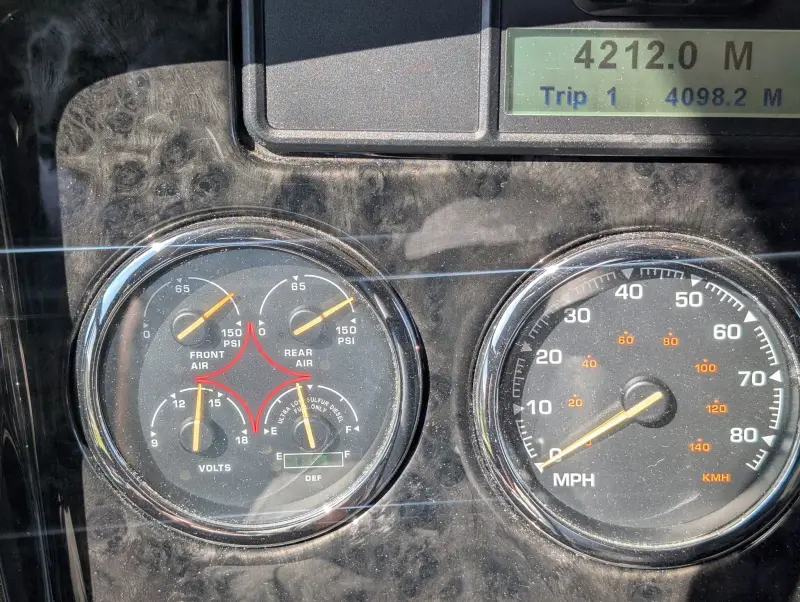 2019 Jayco Embark 37MB photo 118
