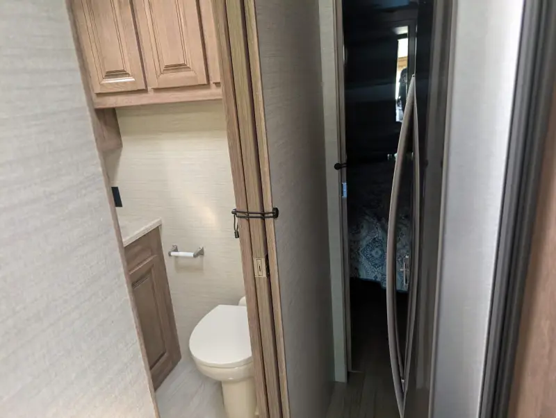 2019 Jayco Embark 37MB photo 213