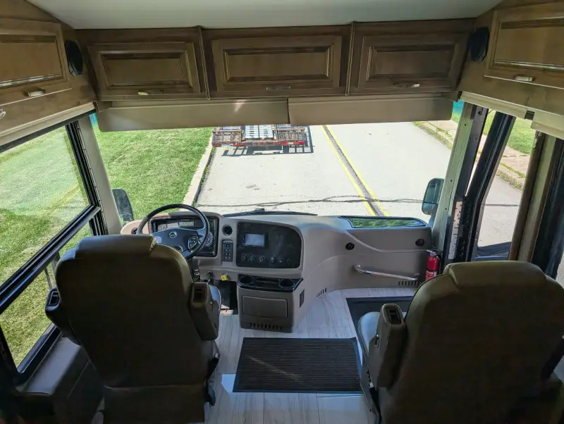 2019 Jayco Embark 37MB photo 113