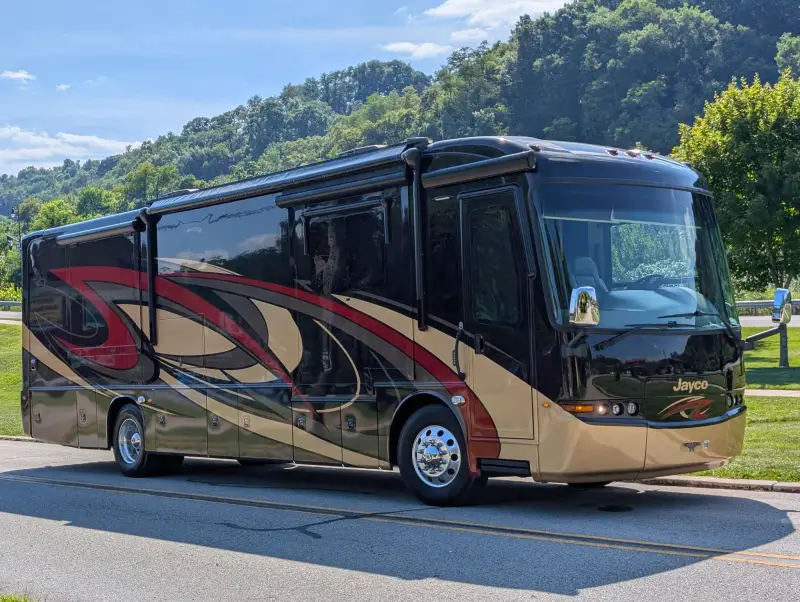 2019 Jayco Embark 37MB photo 10