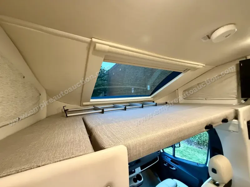 2021 Thor Motor Coach Tiburon 24TT photo 59