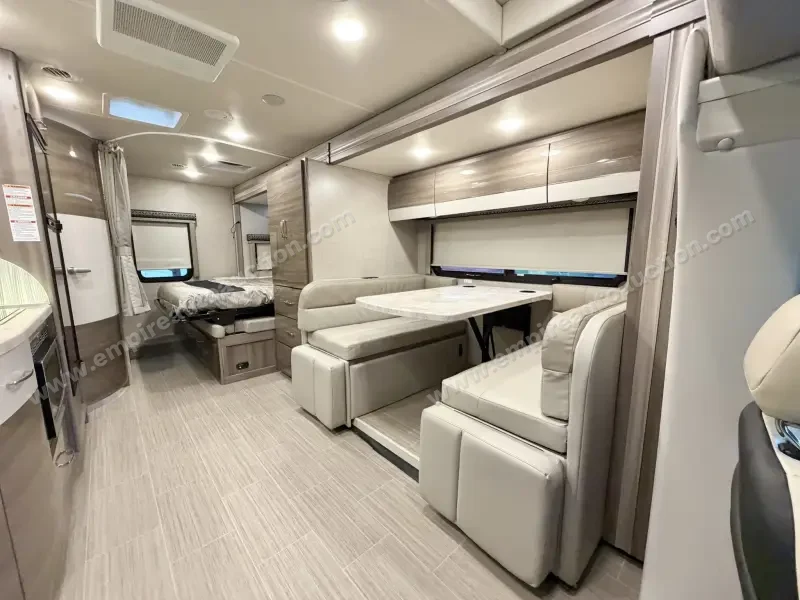 2021 Thor Motor Coach Tiburon 24TT photo 101